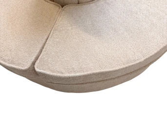 Hollywood Regency Round Banquet Settee Tufted Lobby Sofa in Bouclé, 1980s